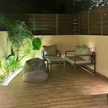 Haris White Apartment Ρουσσοσπίτι Εξωτερικό φωτογραφία