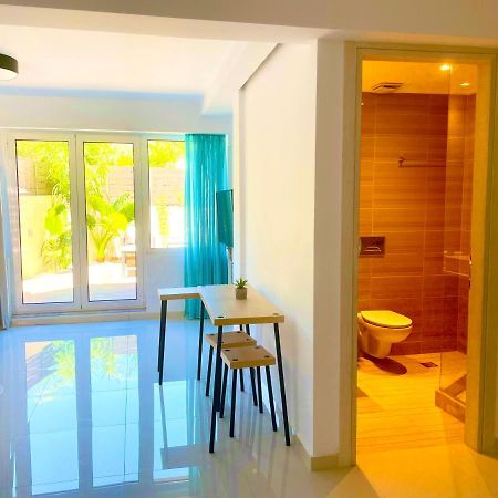 Haris White Apartment Ρουσσοσπίτι Εξωτερικό φωτογραφία
