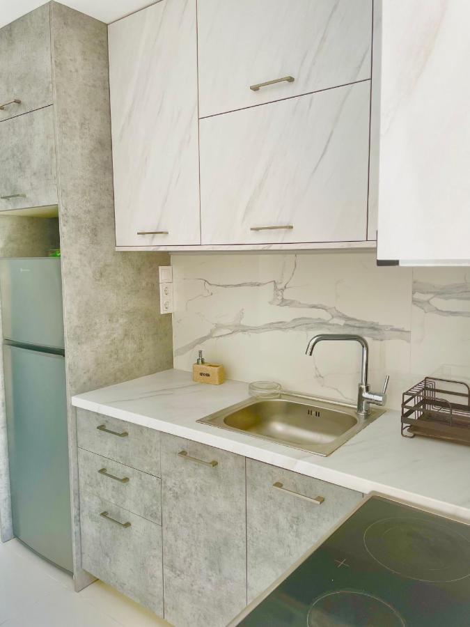 Haris White Apartment Ρουσσοσπίτι Εξωτερικό φωτογραφία